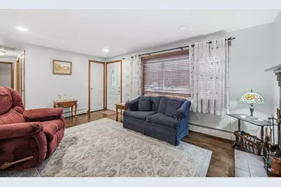 24 Sunset Ave, South Hadley, MA 01075 - Photo 7