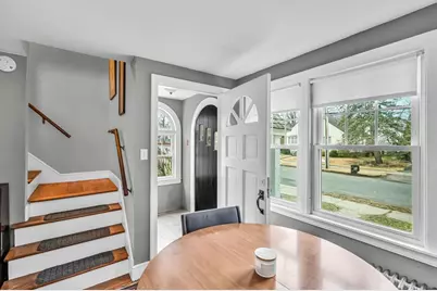 35 Dresser Ave, Chicopee, MA 01013 - Photo 11