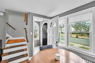 35 Dresser Ave, Chicopee, MA 01013 - Photo 11