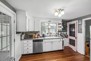 35 Dresser Ave, Chicopee, MA 01013 - Photo 5