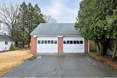 35 Dresser Ave, Chicopee, MA 01013 - Photo 27