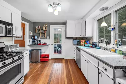 35 Dresser Ave, Chicopee, MA 01013 - Photo 3