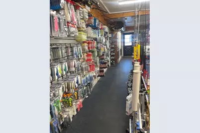 519 Crescent St, Brockton, MA 02302 - Photo 29