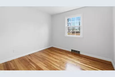 22 Fairhaven Dr, East Longmeadow, MA 01028 - Photo 19