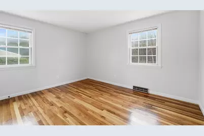 22 Fairhaven Dr, East Longmeadow, MA 01028 - Photo 13