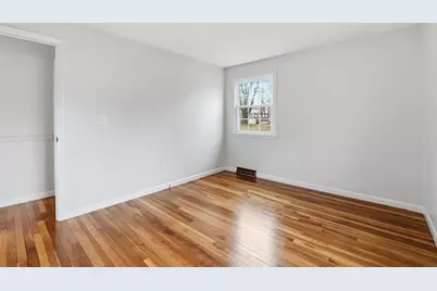 22 Fairhaven Dr, East Longmeadow, MA 01028 - Photo 15