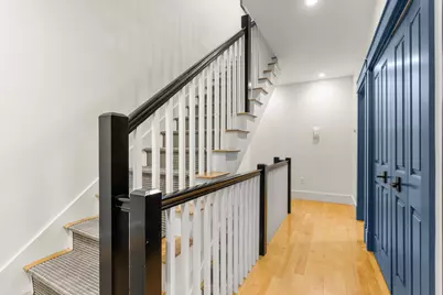 138 W 3rd St, Boston, MA 02127 - Photo 15