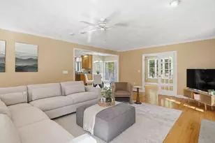 2 Pipers Gln, Andover, MA 01810 - Photo 13