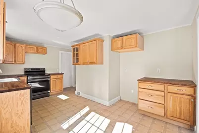 365 Phinneys Ln, Barnstable, MA 02632 - Photo 15
