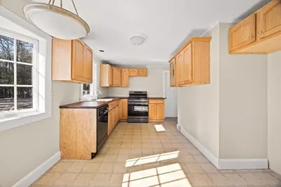 365 Phinneys Ln, Barnstable, MA 02632 - Photo 15