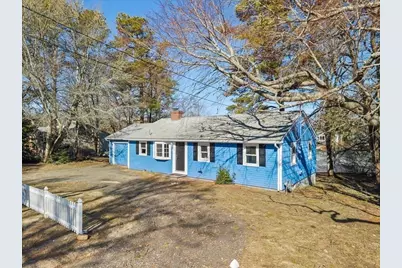 365 Phinneys Ln, Barnstable, MA 02632 - Photo 5
