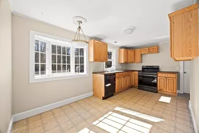365 Phinneys Ln, Barnstable, MA 02632 - Photo 17