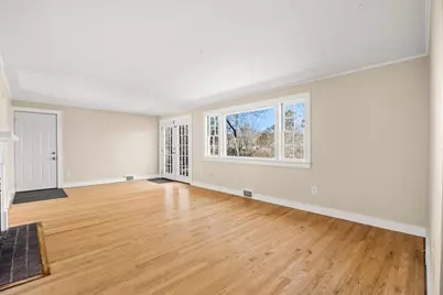 365 Phinneys Ln, Barnstable, MA 02632 - Photo 11