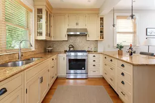 17 Coolidge St, Brookline, MA 02446 - Photo 13