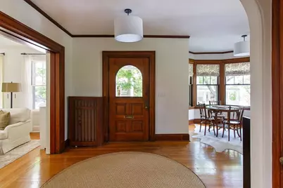 17 Coolidge St, Brookline, MA 02446 - Photo 7