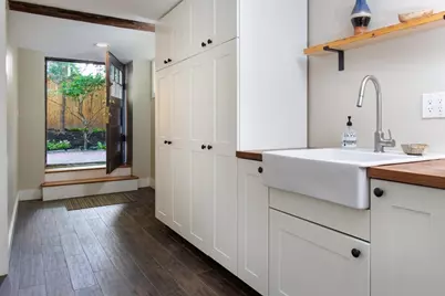 17 Coolidge St, Brookline, MA 02446 - Photo 35