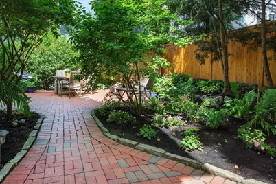 17 Coolidge St, Brookline, MA 02446 - Photo 37