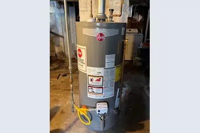 186 Maxfeild, New Bedford, MA 02740 - Photo 7