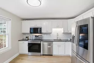 134 Russet Ln, Boxborough, MA 01719 - Photo 7