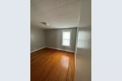 47 Davis St #2, Fall River, MA 02720 - Photo 3