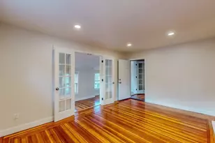 7 Smith St, Medford, MA 02155 - Photo 3