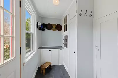 8 Linden Street, Marblehead, MA 01945 - Photo 17