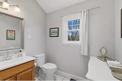 8 Linden Street, Marblehead, MA 01945 - Photo 25