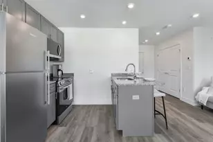 585 Essex St, Lynn, MA 01902 - Photo 9