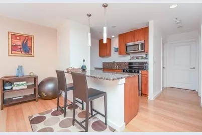 16 Miner St #303, Boston, MA 02215 - Photo 5