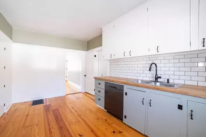 5 Maple Ave #1, Oxford, MA 01537 - Photo 9