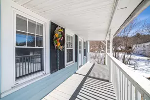 5 Maple Ave, Oxford, MA 01537 - Photo 9