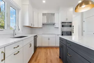 62 High St, Stoneham, MA 02180 - Photo 5