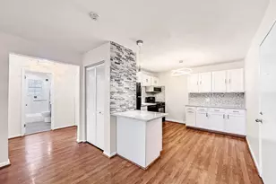 6 Venice, Danvers, MA 01923 - Photo 5