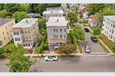 40 Orchard St, Chicopee, MA 01013 - Photo 3