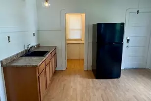 40 Orchard St, Chicopee, MA 01013 - Photo 23