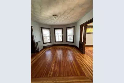 40 Orchard St, Chicopee, MA 01013 - Photo 9