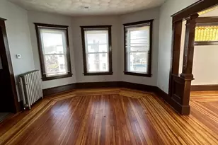 40 Orchard St, Chicopee, MA 01013 - Photo 9