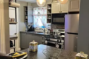 65 Vine St, Brockton, MA 02301 - Photo 9