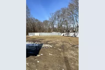 65 Vine St, Brockton, MA 02301 - Photo 13