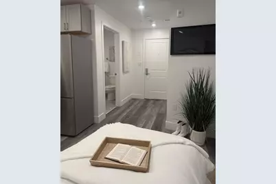 585 Essex St #PH 619, Lynn, MA 01902 - Photo 3