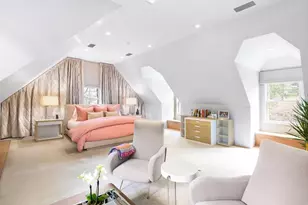 1 Chestnut Pl, Brookline, MA 02445 - Photo 11