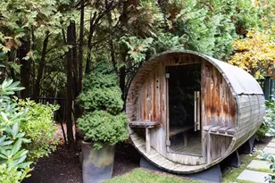 1 Chestnut Pl, Brookline, MA 02445 - Photo 23