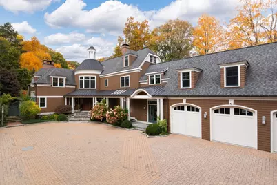 1 Chestnut Place, Brookline, MA 02445 - Photo 1