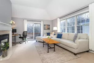 9 Evergreen Cir, Canton, MA 02021 - Photo 3