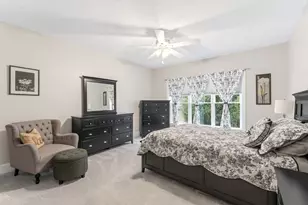 4 Hawthorne Path, Milford, MA 01757 - Photo 15