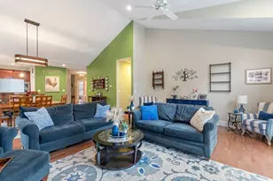 4 Hawthorne Path, Milford, MA 01757 - Photo 11