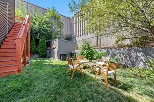 10 Grant St, Somerville, MA 02145 - Photo 25