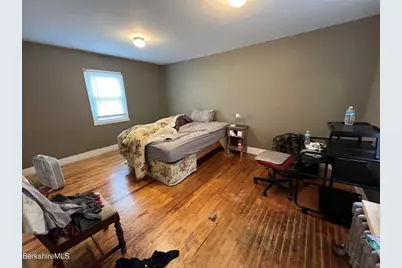 334 Columbus Ave, Pittsfield, MA 01201 - Photo 17