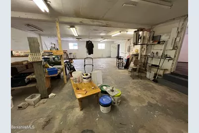 334 Columbus Ave, Pittsfield, MA 01201 - Photo 37