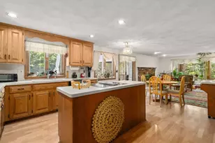 16 Parmenter Rd, Framingham, MA 01701 - Photo 9